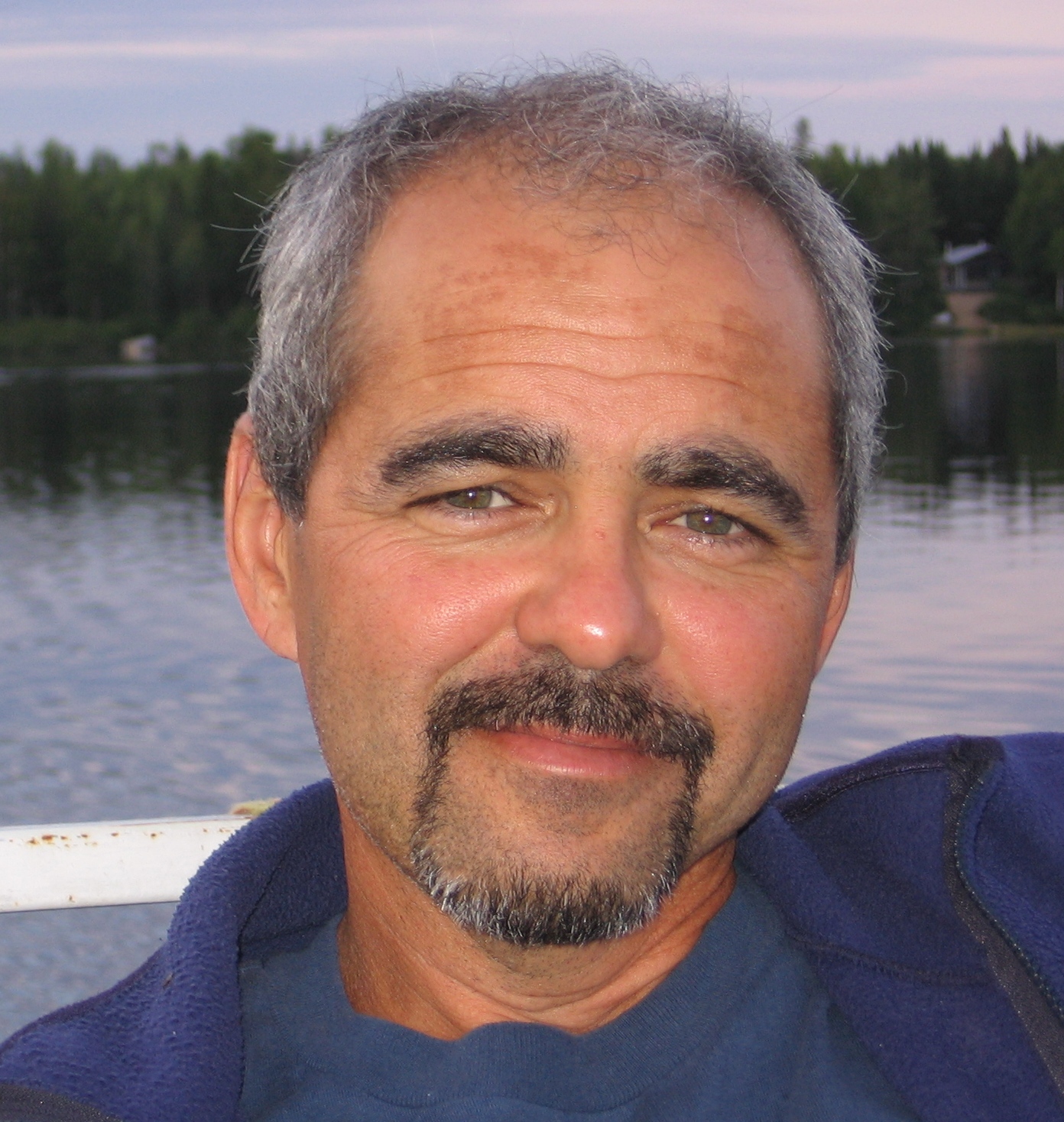 Carl Vaillancourt